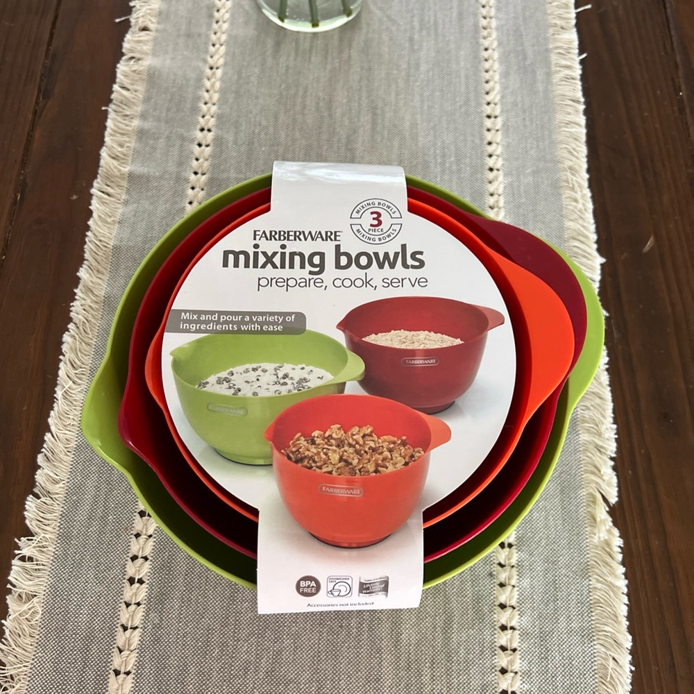 Farberware Professional Plastic Mixing Bowls SET OF 3 - BPA FREE - BRAND NEW